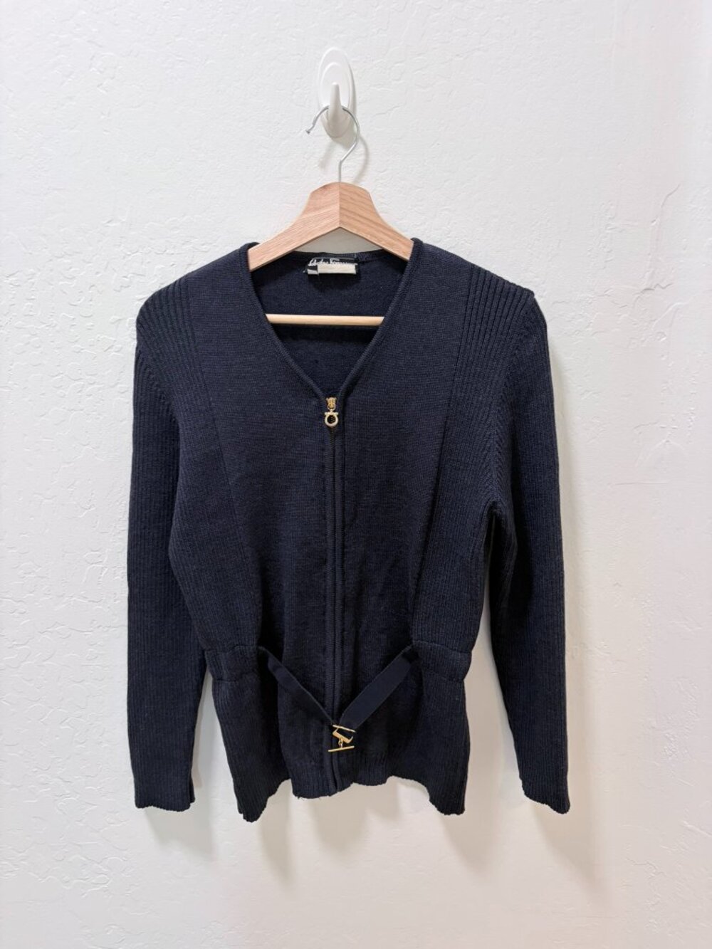 Vintage Salvatore Ferragamo  Cardigan